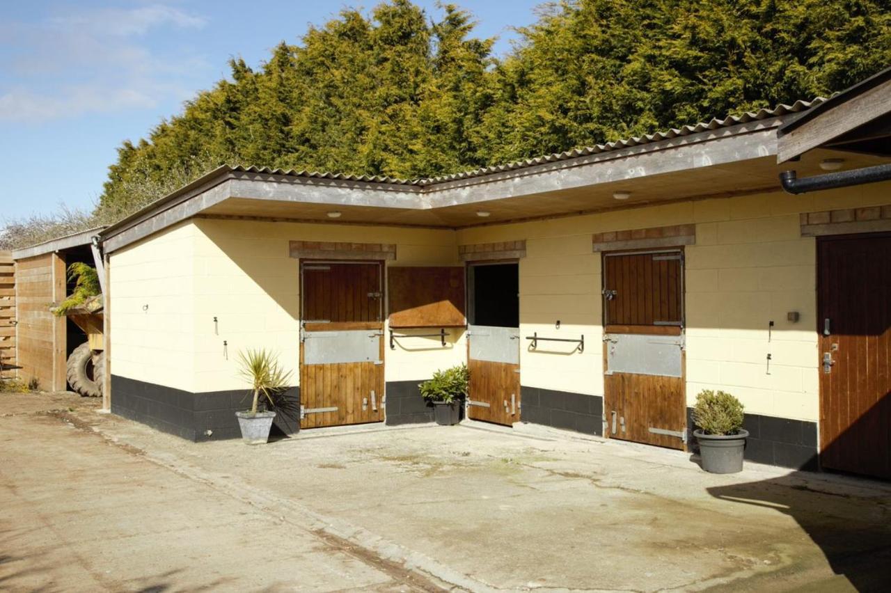 Southview Farm Villa Halsham Buitenkant foto